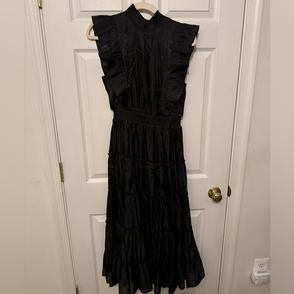 Lulu’s Take a Glance Tiered Mock Neck Midi Dress